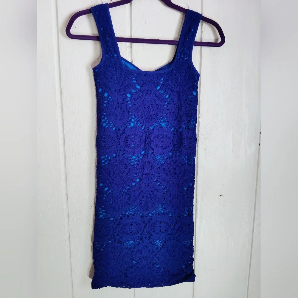 NWOT!! Intimately FREE PEOPLE, Medallion Crochet Bodycon Dress. Size M/L - Picture 7 of 8